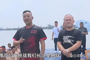 同意！黄健翔谈韦世豪：踢一脚好球就能成为英雄，你要好好踢球！